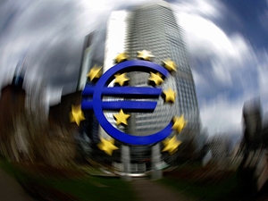 Euro bölgesi deflasyona bir adım daha yaklaştı